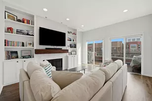 2126 W Armitage Ave, Chicago, IL 60647 - Photo 16