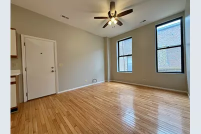 556 W 37th Street #3F, Chicago, IL 60609 - Photo 6
