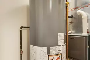 6617 S Ingleside Ave, Chicago, IL 60637 - Photo 18