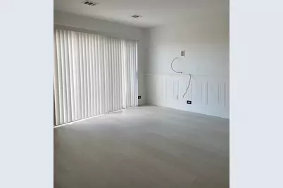 4921 W 109th Street #304, Oak Lawn, IL 60453 - Photo 2