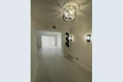 4921 W 109th Street #304, Oak Lawn, IL 60453 - Photo 6