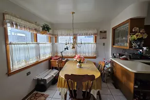 2025 N 72nd Ct, Elmwood Park, IL 60707 - Photo 8