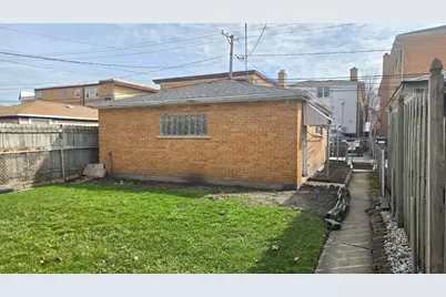 2025 N 72nd Court, Elmwood Park, IL 60707 - Photo 18