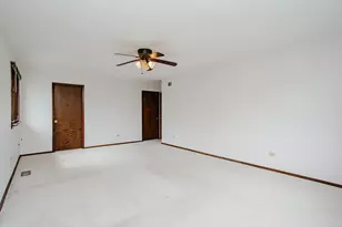 1900 Landwehr Rd, Northbrook, IL 60062 - Photo 30