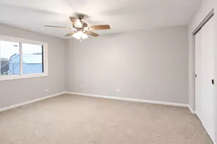 386 Campus Dr, Elgin, IL 60120 - Photo 18