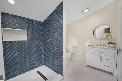 2541 N 76th Avenue, Elmwood Park, IL 60707 - Photo 14