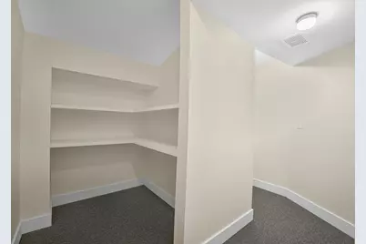 2541 N 76th Avenue, Elmwood Park, IL 60707 - Photo 16