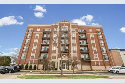 405 S Creekside Drive #605, Palatine, IL 60074 - Photo 1