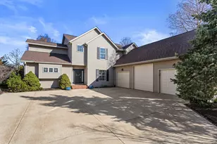 2804 Wedgewood Dr, Champaign, IL 61822 - Photo 10