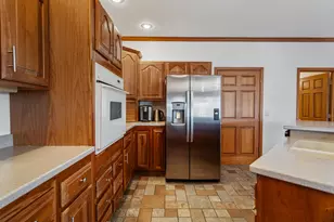 2804 Wedgewood Dr, Champaign, IL 61822 - Photo 20