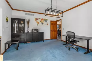 2804 Wedgewood Dr, Champaign, IL 61822 - Photo 26