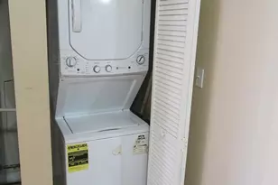 2251 W Rosemont Ave, Chicago, IL 60659 - Photo 16