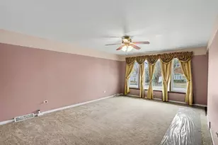 9835 Rutherford Ave, Oak Lawn, IL 60453 - Photo 4