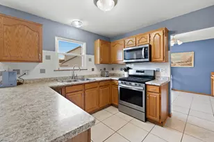 1278 Regent Dr, Mundelein, IL 60060 - Photo 14