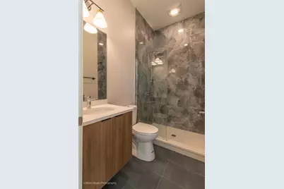 6747 S Langley Avenue, Chicago, IL 60637 - Photo 16