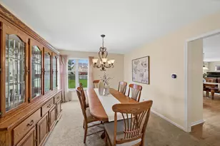 5204 Chokeberry Dr, Naperville, IL 60564 - Photo 6