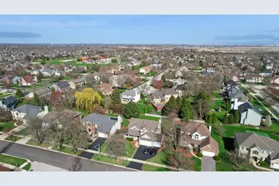 5204 Chokeberry Drive, Naperville, IL 60564 - Photo 34