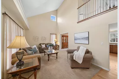 5204 Chokeberry Drive, Naperville, IL 60564 - Photo 4