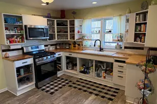 1413 W Plainfield Rd, La Grange Highlands, IL 60525 - Photo 4