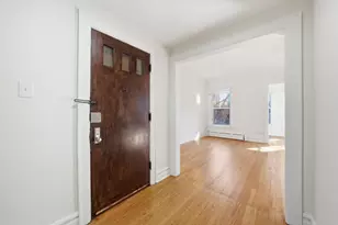 5212 S Ingleside Ave, Chicago, IL 60615 - Photo 2