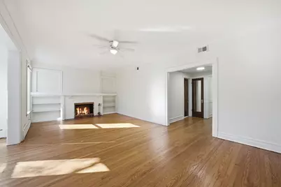 5212 S Ingleside Avenue #2, Chicago, IL 60615 - Photo 4