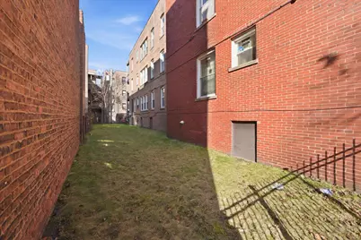 5212 S Ingleside Avenue #2, Chicago, IL 60615 - Photo 18