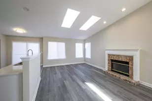 1882 Blossom Ridge Dr, Bolingbrook, IL 60490 - Photo 6