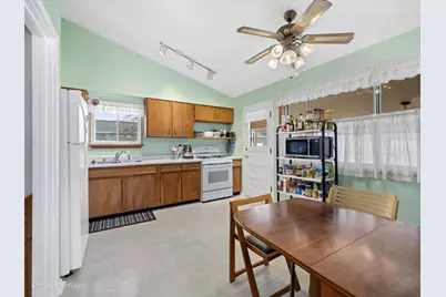 25 N Craig Place, Lombard, IL 60148 - Photo 10