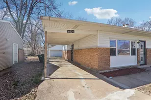 16524 Sawyer Ave, Markham, IL 60428 - Photo 2