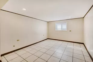 204 W Clarendon St, Arlington Heights, IL 60004 - Photo 22