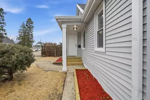 408 N Hebbard St, Joliet, IL 60432 - Photo 4