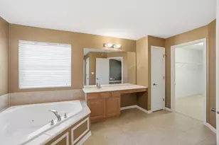 715 Blue Ridge Dr, Streamwood, IL 60107 - Photo 18