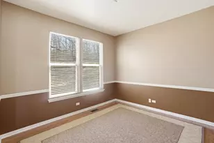 715 Blue Ridge Dr, Streamwood, IL 60107 - Photo 12