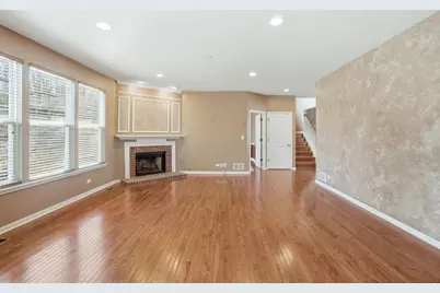 715 Blue Ridge Drive, Streamwood, IL 60107 - Photo 4