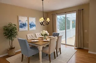 467 Vaughn Cir, Aurora, IL 60502 - Photo 6