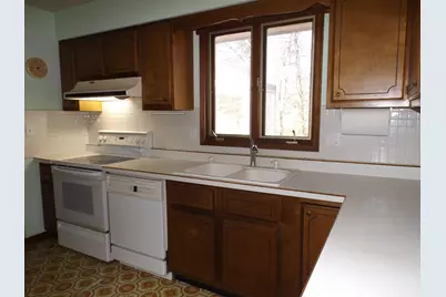 1804 Kelly Court, Rock Falls, IL 61071 - Photo 4