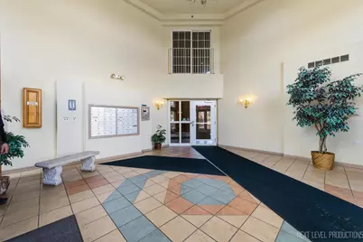 147 Hunt Club Drive #147, Saint Charles, IL 60174 - Photo 2