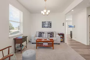 443 Zachary Dr, Hampshire, IL 60140 - Photo 10