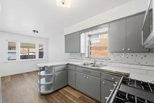 2110 N Marmora Ave, Chicago, IL 60639 - Photo 12