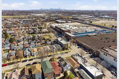 2110 N Marmora Avenue, Chicago, IL 60639 - Photo 40