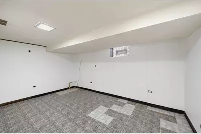 2110 N Marmora Avenue, Chicago, IL 60639 - Photo 30