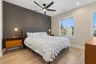 1733 N Troy St, Chicago, IL 60647 - Photo 18