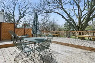 1549 Chippewa Dr, Naperville, IL 60563 - Photo 22