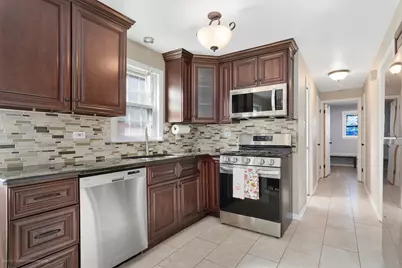 4846 S Luna Avenue, Stickney, IL 60638 - Photo 8