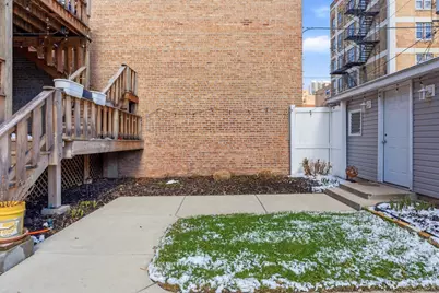5739 N Winthrop Avenue #1, Chicago, IL 60660 - Photo 36