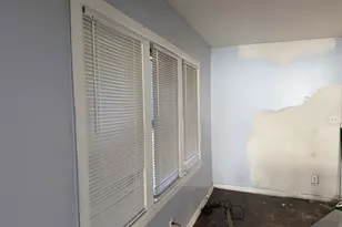 1044 W Marquette Rd, Chicago, IL 60621 - Photo 14