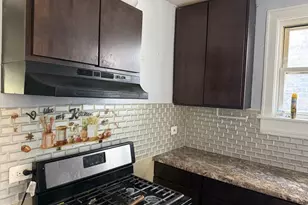 1044 W Marquette Rd, Chicago, IL 60621 - Photo 12