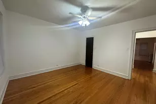 2333 W Farwell Ave, Chicago, IL 60645 - Photo 8