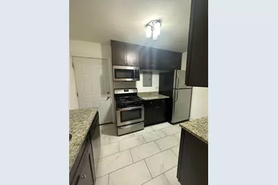 2333 W Farwell Avenue #1S, Chicago, IL 60645 - Photo 12