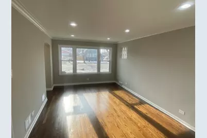 654 W 111th Street, Chicago, IL 60628 - Photo 2